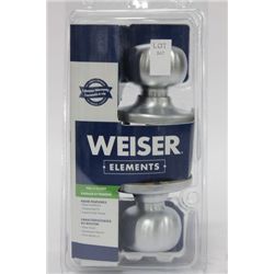 WEISER HALL AND CLOSET HANDLE SET