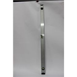 NEW 3' ALUMINUM LEVEL