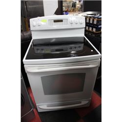 WHITE GE PROFILE CERAMIC TOP CONVECTION OVEN W 7