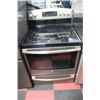 Image 1 : GE CAFE BRUSH NICKEL 5 BURNER CONVECTION