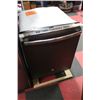Image 1 : GE CAFE BRUSH NICKEL DISHWASHER W 7 DAY
