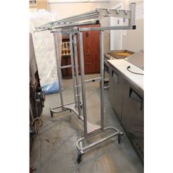 COMMERCIAL CLOTHING HANGERS