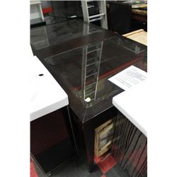 NEW SHOWHOME STYLE KITCHEN TABLE***