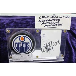 STEVE MAC INTYRE AUTOGRAPH & PUCK DISPLAY