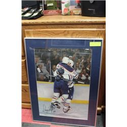 DOUG WEIGHT SIGNED PICTURE