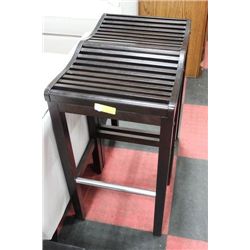 PAIR OF WOOD BAR STOOLS