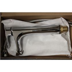 2017  LARGE CHROME BATHROOM VANITY FAUCET