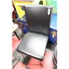Image 1 : #20 BLACK LEATHERETTE SIDECHAIR