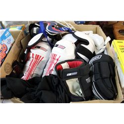 COMPLETE HOCKEY SAFETY GEAR SET, SIZE YOUTH MEDIUM