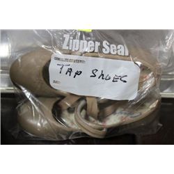 PAIR OF CAPEZIO TAP SHOES W/ TAPS