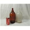 Image 3 : LOT 2 VINTAGE HALF GALLON GLASS BOTTLES