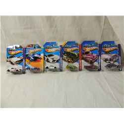 LOT 6 HOTWHEELS TOY CARS