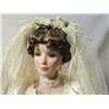 Image 2 : DYNASTY DOLL COLLECTION ANNUAL BRIDE