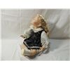 Image 1 : DESIGN DEBUT PORCELAIN DOLL