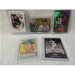 LOT 5 BASEBALL PLAYER CARDS MIXED