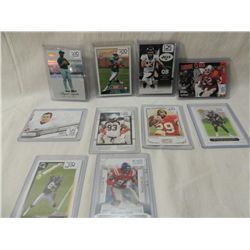 LOT 10 BASEBALL & FOOTBALL PLAYER CARDS MIXED