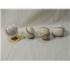 Image 2 : LOT 4 AUTOGRAPHED BASEBALLS