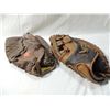 Image 1 : LOT 2 BASEBALL MITS NIKE & RAWLINGS