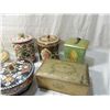 Image 3 : LOT 8 VINTAGE DECORATIVE TIN CONTAINERS