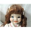 Image 3 : LOT 2 HUGS & KISSES PORCELAIN DOLLS