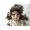 Image 3 : LOT 3 PORCELAIN DOLLS