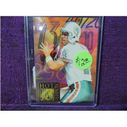 1994 FLEER DAN MARINO #7 FOOTBALL CARD