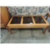 Image 3 : VINTAGE COFFEE TABLE & END TABLE
