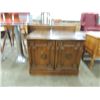 Image 1 : VINTAGE SIDE TABLE CABINET