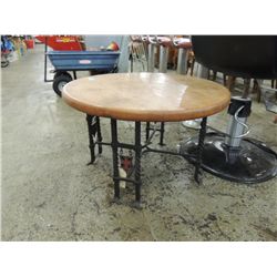 ROD IRON TEMPLAR TABLE WITH SOLID OAK TOP