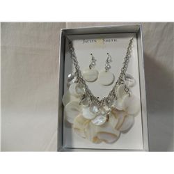 JACLYN SMITH WHITE SHELL BEADED NECKLACE & EARRIN