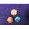 Image 2 : LOT 3 VINTAGE 1950s PINS BUTTONS