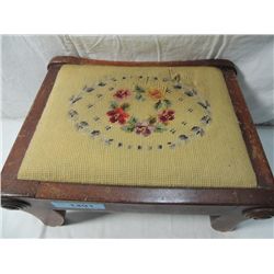 VINTAGE NEEDLEPOINT FOOT STOOL