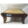 Image 4 : VINTAGE NEEDLEPOINT FOOT STOOL