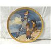 Image 4 : LOT 3 COLLECTIBLE DESIGNER PLATES