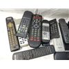 Image 3 : BOX LOT VINTAGE REMOTE CONTROLS TV TELEVISION MORE