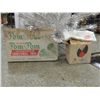 Image 2 : VINTAGE SILVER CHRISTMAS TREE & ROTO WHEEL LIGHT