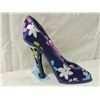 Image 1 : PURPLE PINK SATIN SHOE RING HOLDER