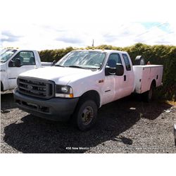 2002 FORD F-350 UTILITY TRUCK ~ 267,947 MILES VIN: 1FDWX37F12EC07290, 4WD, 7.3L, V8, DIESEL, UTILITY