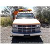 Image 2 : 1998 CHEVROLET C/K 3500 UTILITY TRUCK ~ 231,894 MI VIN: 1GBKC34F3WJ108233, HD UTILITY SERVICE TRUCK,