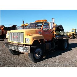 1990 GMC TOPKICK FLATBED TRUCK ~ 232,653 MILES VIN: 1GDP7H1J8LJ609962, FLATBED TRUCK TITLE # ? KEYS 
