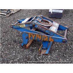 KENCO KL-9000 CONCRETE BARRIER MOWER CLAW 9000 LB CAPACITY