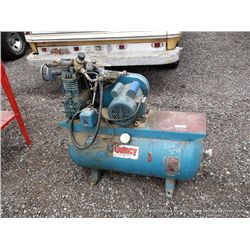 QUINCY SMALL ELECTRIC INDUSTRIAL AIR COMPRESSOR (print sequence:) FA1320N-00 FY15-103