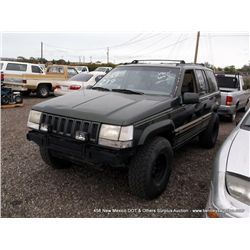 1995 JEEP GRAND CHEROKEE, 4WD ~ 184,689 MILES SUV, 4WD, V8, 5.2L, GREEN, CSFD TITLE # 14252934A66780