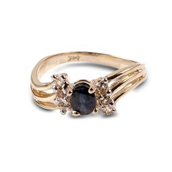APP: 0.9k 14 kt. Gold, 0.70CT Blue And White Sapphire Ring