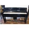 Image 1 : Lot 214 Suzuki Keyboard