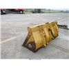 Image 4 : FRONT LOADER BUCKET