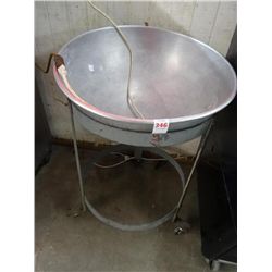 Large Mixing Bowl w/Rolling Stand