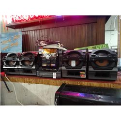 Sony Stereo/CD Player w/4 Speakers