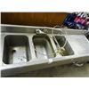 Image 2 : 3 Comp Bar Sink