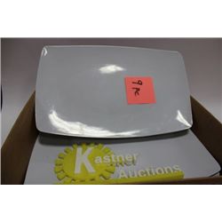 BOX OF PLASTIC RECTANGULAR PLATES